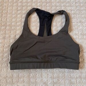 lululemon invigorate bra, size 6